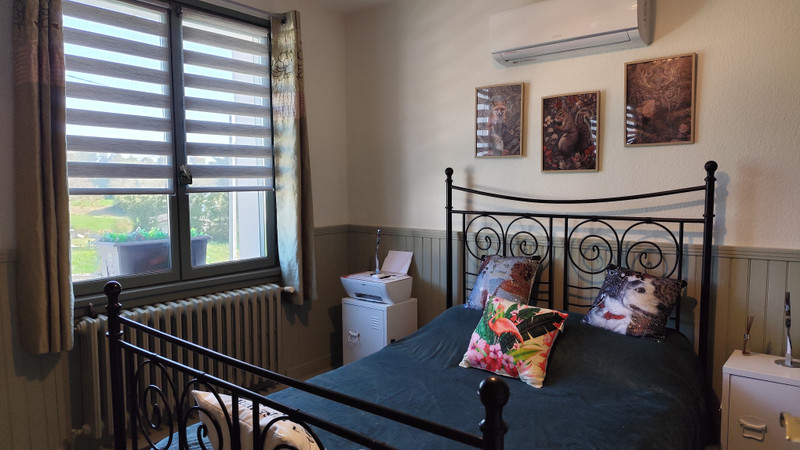 French property for sale in Surin, Vienne - €123,650 - photo 5