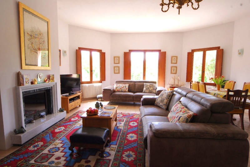 French property for sale in Carcassonne, Aude - €459,000 - photo 2