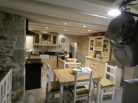 Maison à vendre à Fenioux, Deux-Sèvres - 205.200 € - photo 5
