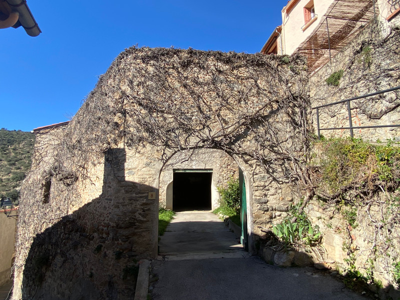 French property for sale in Rodès, Pyrénées-Orientales - €299,000 - photo 11