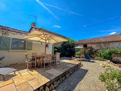 French property for sale in Scillé, Deux-Sèvres - €153,468 - photo 1