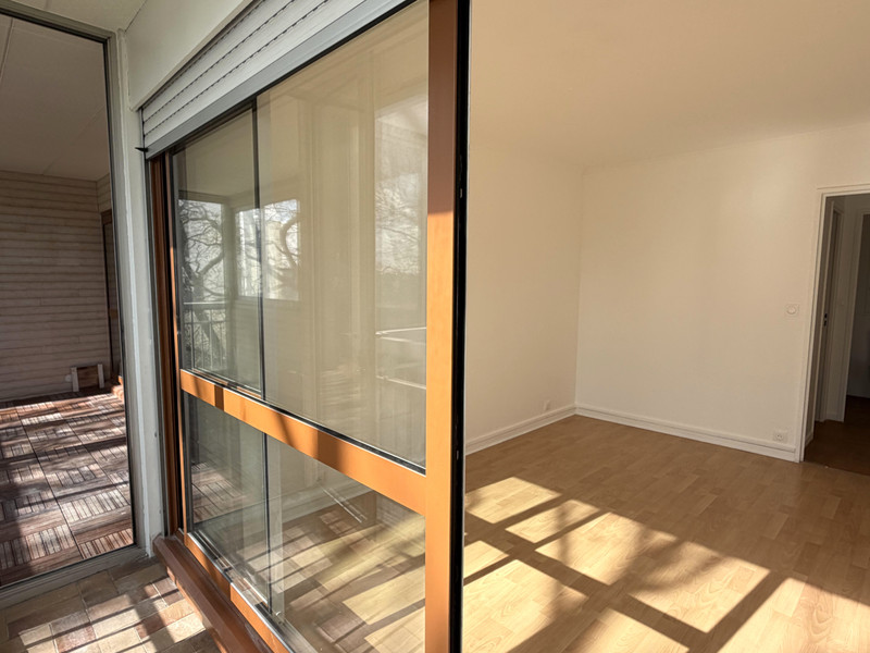 French property for sale in Vélizy-Villacoublay, Yvelines - €299,000 - photo 5