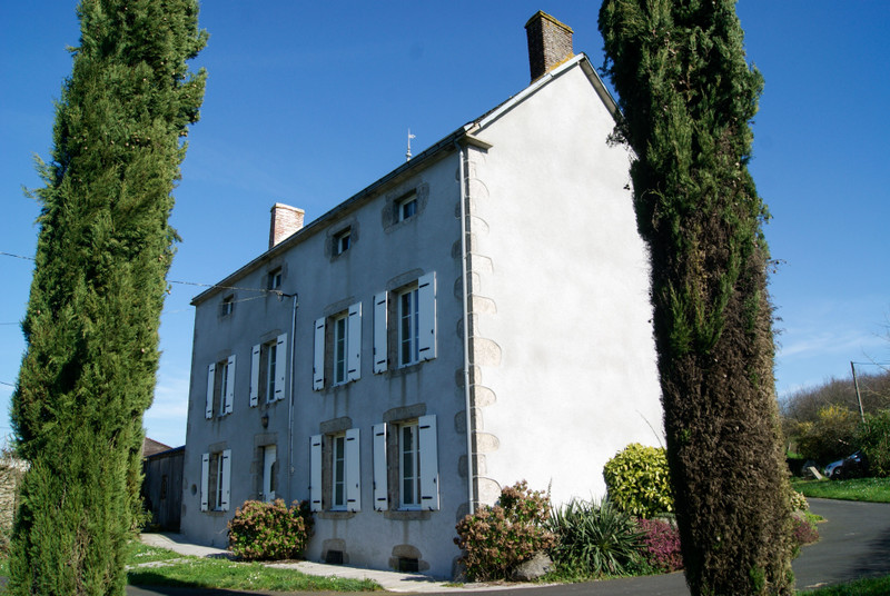 French property for sale in Saint-Paul-en-Gâtine, Deux-Sèvres - €206,280 - photo 10