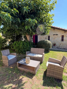 French property for sale in Queyrac, Gironde - €420,000 - photo 2