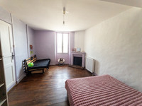 Propriété à vendre à Aubeterre-sur-Dronne, Charente - 170 000 € - photo n°5