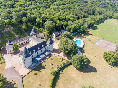 Chateau à vendre à Condat-sur-Vézère, Dordogne, Aquitaine, avec Leggett Immobilier