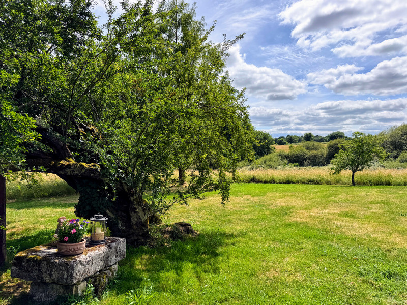 French property for sale in Courgeac, Charente - €172,800 - photo 2