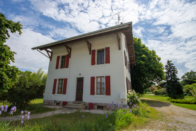 Maison à vendre à Chens-sur-Léman, Haute-Savoie, Rhône-Alpes, avec Leggett Immobilier