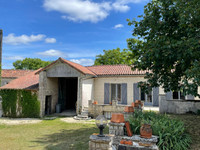 Maison à vendre à Rouillac, Charente - 267.500 € - photo 2