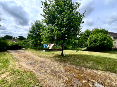 French property for sale in Lussat, Creuse - €304,950 - photo 9