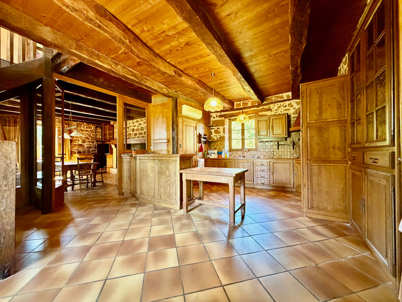 French property for sale in Hautefort, Dordogne - €214,000 - photo 6