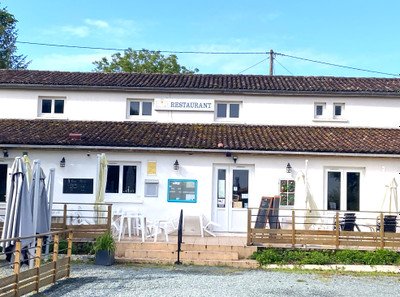 Maison à vendre à Archiac, Charente-Maritime, Poitou-Charentes, avec Leggett Immobilier