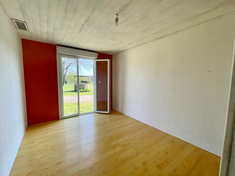 French property for sale in Souméras, Charente-Maritime - €235,000 - photo 3