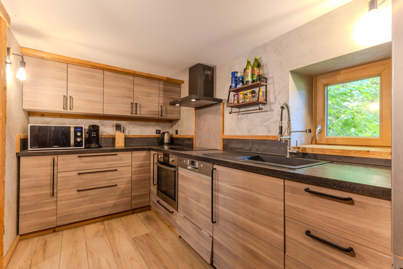 French property for sale in Le Bourg-d'Oisans, Isère - €630,000 - photo 4