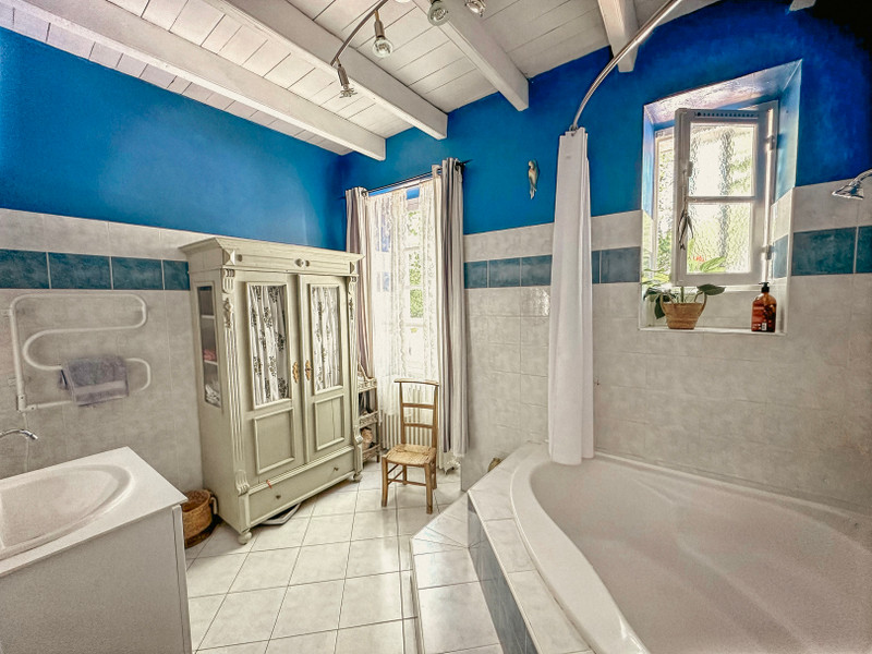 French property for sale in Montcabrier, Lot - €260,000 - photo 6
