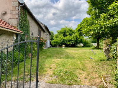 French property for sale in Saint-Hilaire-la-Plaine, Creuse - €194,400 - photo 1