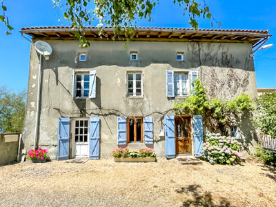 Maison à vendre à Oradour-sur-Vayres, Haute-Vienne, Limousin, avec Leggett Immobilier