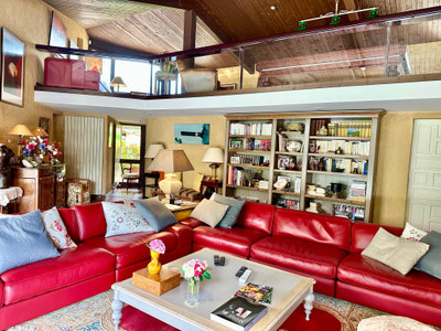 French property for sale in Mussidan, Dordogne - €450,500 - photo 2
