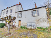 Maison à vendre à Aubusson, Creuse - 23.000 € - photo 1