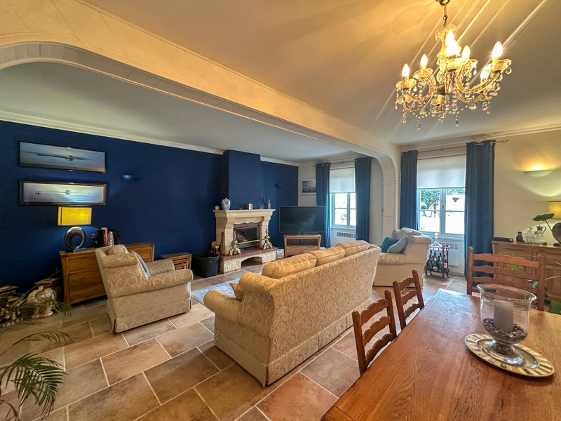 French property for sale in Bresdon, Charente-Maritime - €299,950 - photo 9