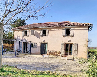 house for sale in Gers
