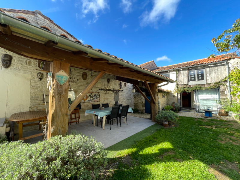 House for sale in Sonnac CharenteMaritime Fully restored property