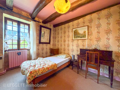 French property for sale in Pinsac, Lot - €288,000 - photo 9