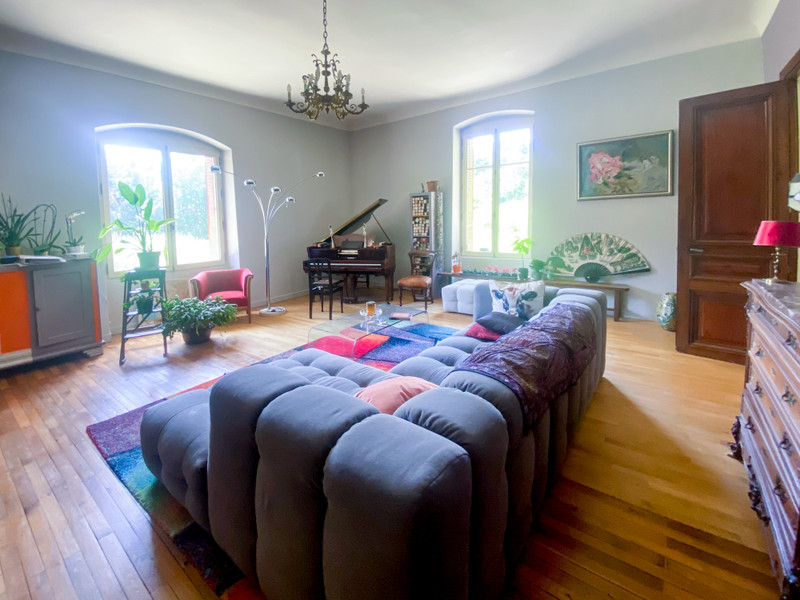 Propriété à vendre à Condat-sur-Ganaveix, Corrèze - 649 990 €