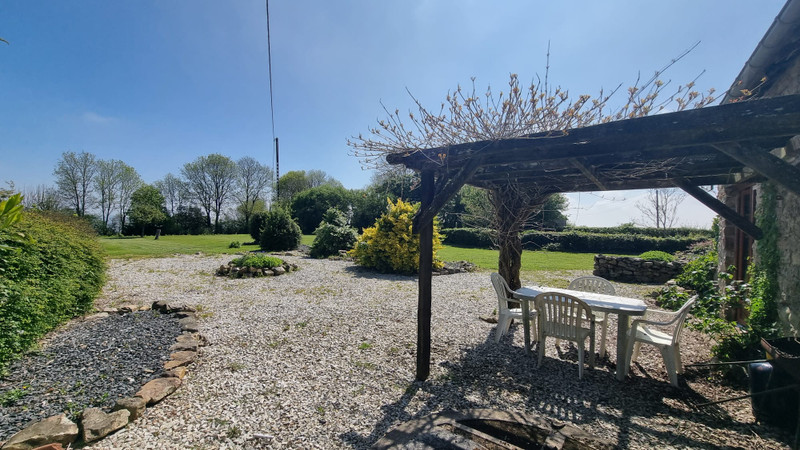 French property for sale in Crennes-sur-Fraubée, Mayenne - €62,000 - photo 4
