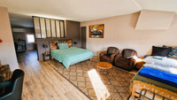 Maison à vendre à Saint-Seurin-sur-l'Isle, Gironde - 599.000 € - photo 2