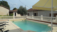 Maison à vendre à Chalais, Charente - 335.000 € - photo 4