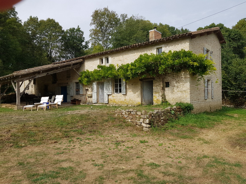 French property for sale in Exoudun, Deux-Sèvres - photo 2