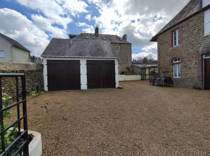 French property for sale in Saint-Sever-Calvados, Calvados - €195,000 - photo 2