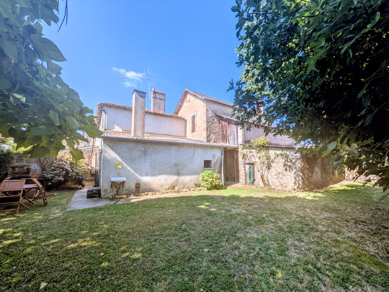 French property for sale in Saint-Martin-du-Fouilloux, Deux-Sèvres - €115,000 - photo 10