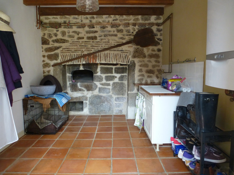 French property for sale in Saint-Chabrais, Creuse - €167,292 - photo 3