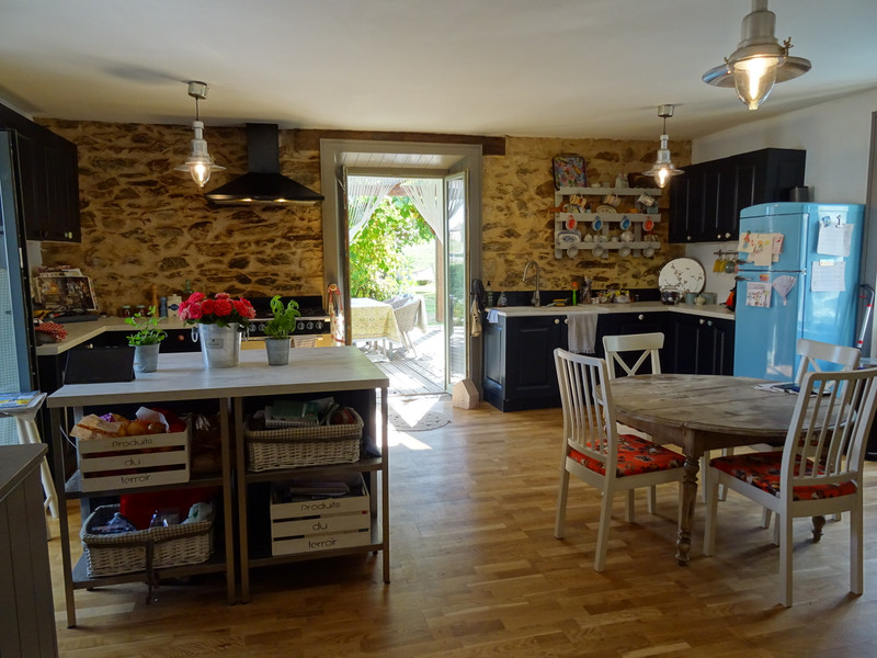 French property for sale in Sarrazac, Dordogne - &#8364;288,900 - photo 6
