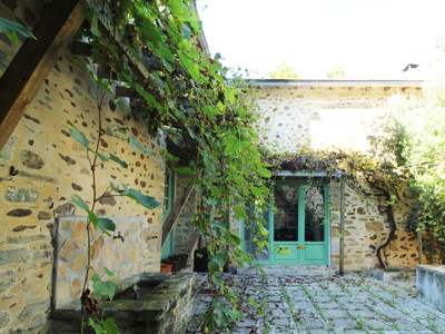 UNDER OFFER - SUMPTUOUSLY RESTORED 17TH-CENTURY BÉARNAIS MANOR HOUSE WITH 13 ACRES (5.2 HA)...