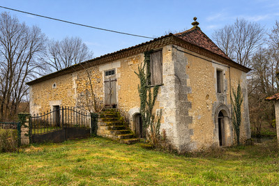 French property for sale in Montmoreau, Charente - €214,000 - photo 12