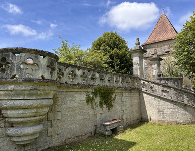 French property for sale in Condéon, Charente - €698,250 - photo 1