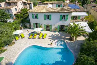 French property for sale in La Gaude, Alpes-Maritimes - €1,199,000 - photo 9