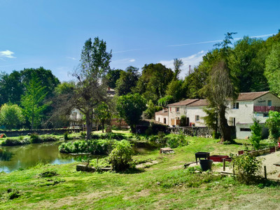Beautifully restored watermill in idyllic setting in the heart of the Vendée bocage.