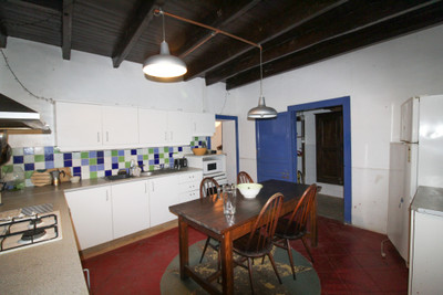 French property for sale in Droux, Haute-Vienne - €93,000 - photo 2