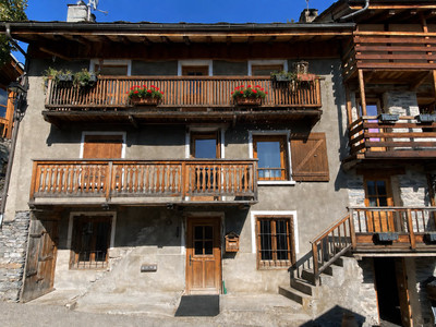 French property for sale in Sainte-Foy-Tarentaise, Savoie - €585,000 - photo 1