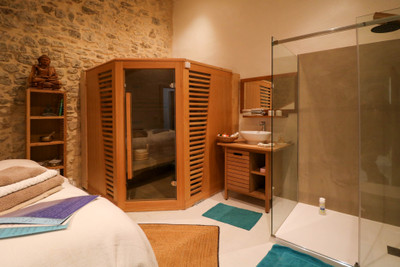 French property for sale in Uzès, Gard - €425,000 - photo 9
