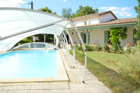 Propriété à vendre à Saint-Pierre-sur-Dropt, Lot-et-Garonne - 380 000 € - photo n°1