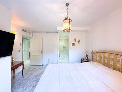 French property for sale in Mandelieu-la-Napoule, Alpes-Maritimes - €570,000 - photo 9