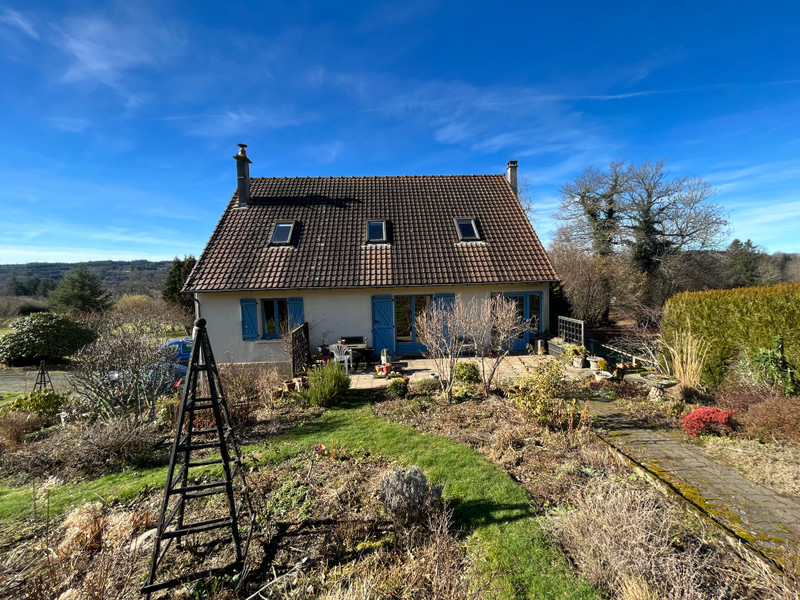 French property for sale in Royère-de-Vassivière, Creuse - €222,560 - photo 2