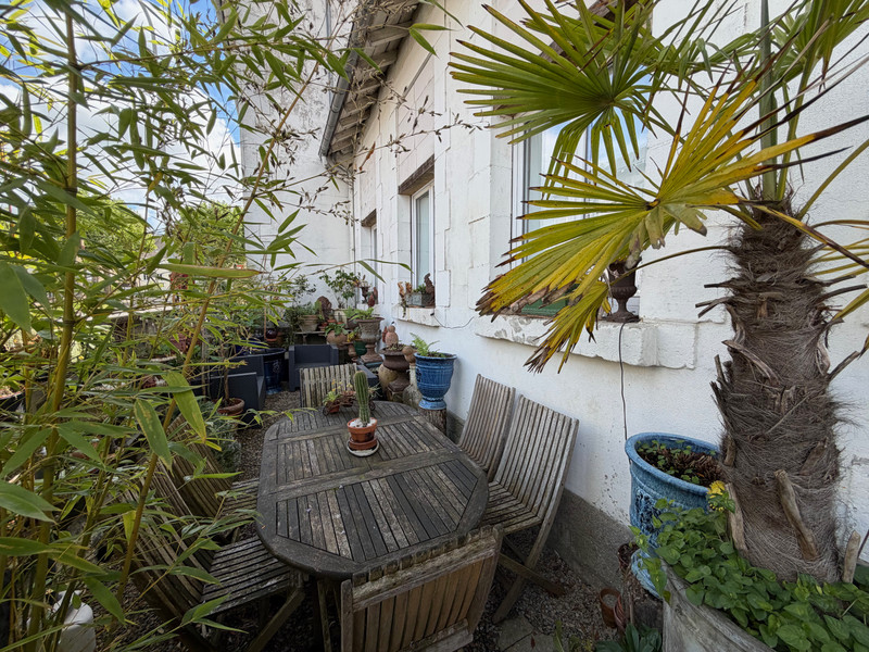 French property for sale in Saint-Yrieix-la-Perche, Haute-Vienne - €162,000 - photo 2