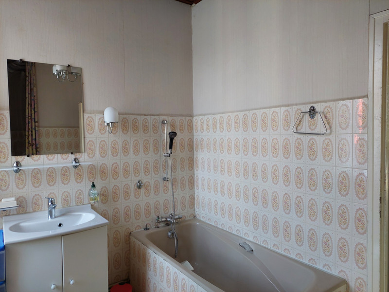 French property for sale in Lalinde, Dordogne - €119,900 - photo 8