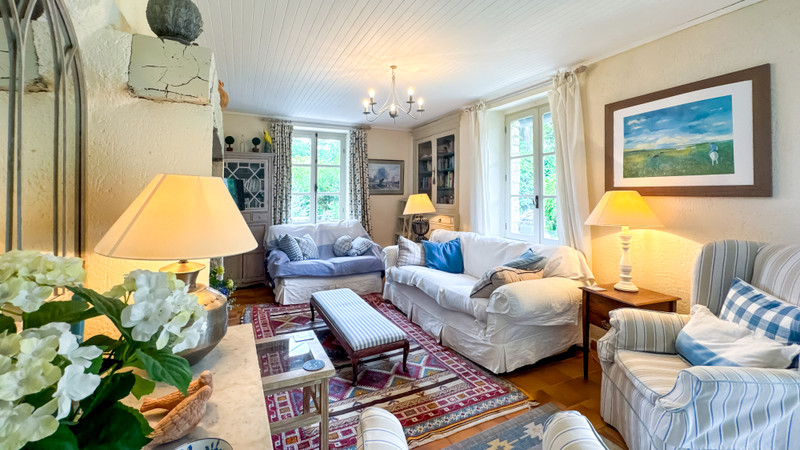 French property for sale in Lendou-en-Quercy, Lot - €397,500 - photo 4